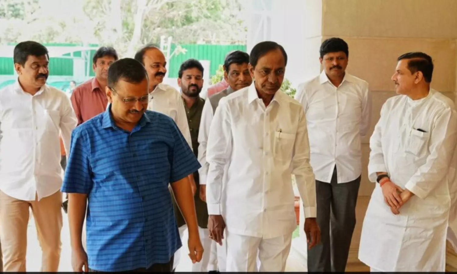 രാഷ്ട്രപതി തെരഞ്ഞെടുപ്പിൽ പ്രതിപക്ഷത്തിന് പൊതുസ്ഥാനാർഥി?; നിർണായ നീക്കവുമായി തെലങ്കാന മുഖ്യമന്ത്രിയുടെ പര്യടനം രാഷ്ട്രപതി തെരഞ്ഞെടുപ്പിൽ പ്രതിപക്ഷത്തിന് പൊതുസ്ഥാനാർഥി?; നിർണായ നീക്കവുമായി തെലങ്കാന മുഖ്യമന്ത്രിയുടെ പര്യടനം