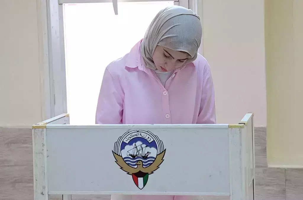 കുവൈത്ത് മുനിസിപ്പല് കൗണ്സിലിലേക്കുള്ള തിരഞ്ഞെടുപ്പ് അവസാനിച്ചു കുവൈത്ത് മുനിസിപ്പല് കൗണ്സിലിലേക്കുള്ള തിരഞ്ഞെടുപ്പ് അവസാനിച്ചു