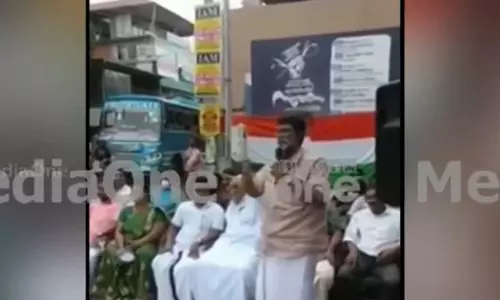 മുഖ്യമന്ത്രിക്ക് ശുനകന്‍റെ ബുദ്ധിപോലുമില്ല; അധിക്ഷേപ പ്രസംഗവുമായി കോൺഗ്രസ് നേതാവ്