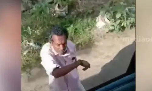 ബസിനുള്ളിൽ മധ്യവയസ്‌കന്‍റെ നഗ്നതാപ്രദർശനം; ഇറക്കിവിട്ടതോടെ കല്ലെറിഞ്ഞ് ആക്രമണം