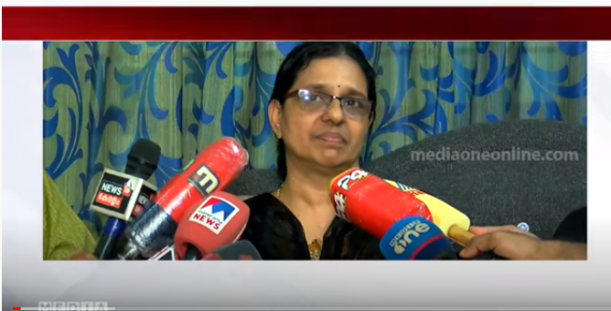 എന്‍റെ മോള്‍ക്കു സംഭവിച്ചതു പോലെ ഇനിയൊരു മക്കള്‍ക്കും ഈ ഗതി വരരുത്; കോടതിവിധി കേട്ട് കണ്ണീരോടെ വിസ്മയയുടെ അമ്മ