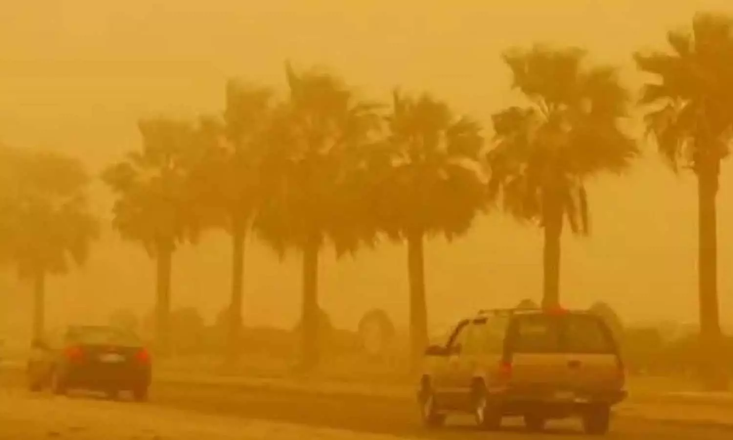 ജനജീവിതം ദുസ്സഹമാക്കി കുവൈത്തിൽ വീണ്ടും ശക്തമായ പൊടിക്കാറ്റ്