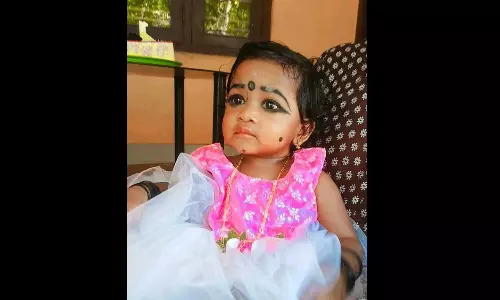 പിഞ്ചുകുഞ്ഞ് ബക്കറ്റിലെ വെള്ളത്തിൽ വീണ് മരിച്ചു