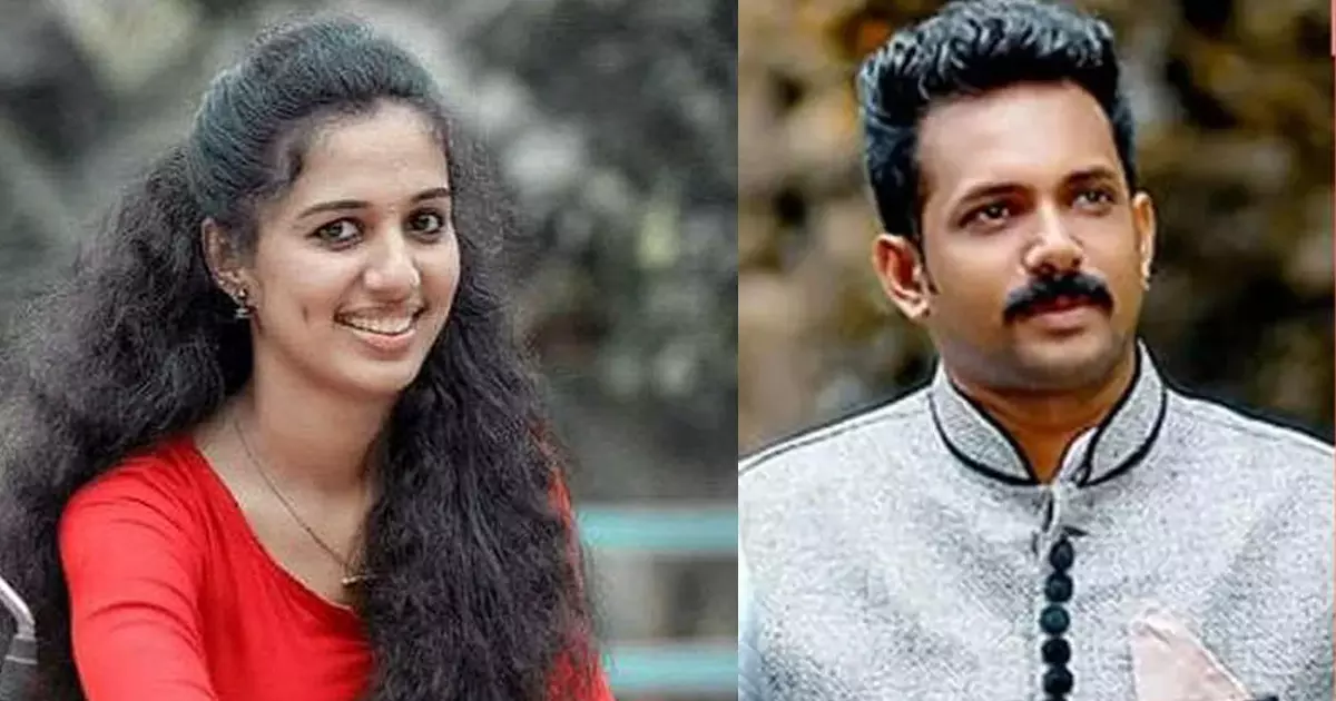 വിസ്മയ കേസ്: കിരണ് കുമാറിന് 25 വര്ഷം തടവും പന്ത്രണ്ടര ലക്ഷം പിഴയും, ജയിലില് കഴിയേണ്ടത് 10 വര്ഷം വിസ്മയ കേസ്: കിരണ് കുമാറിന് 25 വര്ഷം തടവും പന്ത്രണ്ടര ലക്ഷം പിഴയും, ജയിലില് കഴിയേണ്ടത് 10 വര്ഷം