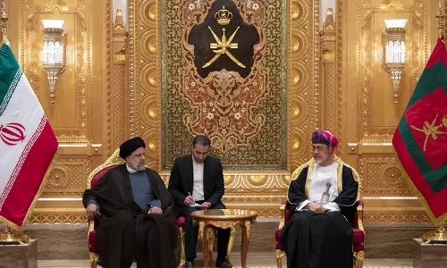 ഇറാന്‍ പ്രസിഡന്റിന്റെ ഔദ്യോഗിക ഒമാന്‍ സന്ദര്‍ശനത്തിന് തുടക്കം