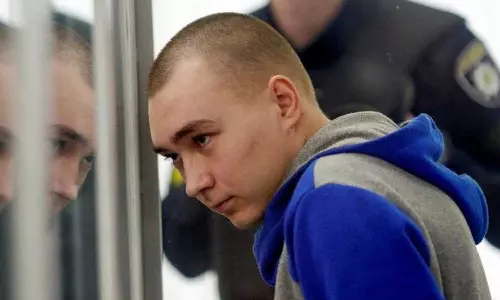 നിരായുധനായ പൗരനെ വധിച്ച റഷ്യൻ സൈനികന് ജീവപര്യന്തം ശിക്ഷ വിധിച്ച് യുക്രൈൻ