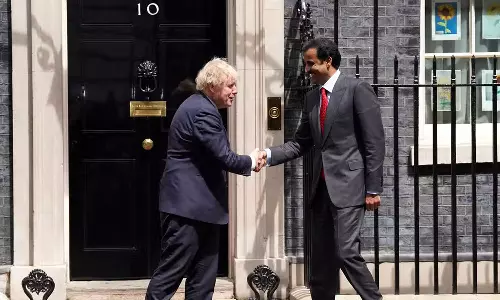 നിക്ഷേപ സഹകരണം വർധിപ്പിക്കും; ബ്രിട്ടീഷ് പ്രധാനമന്ത്രിയുമായി കൂടിക്കാഴ്ച നടത്തി ഖത്തർ അമീർ