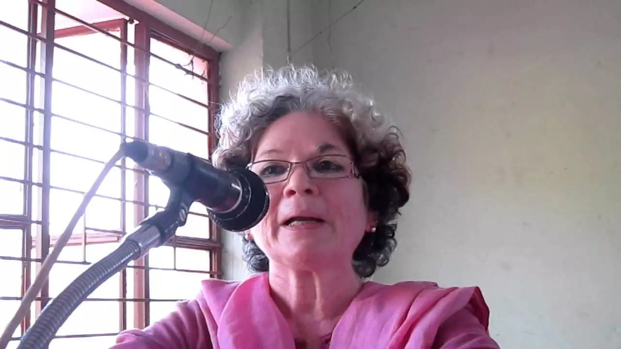 അതിജീവിതക്ക് നീതി കിട്ടുന്നതിന്റെ തുടക്കമായിട്ടായിരിക്കും അന്വേഷണം അവസാനിപ്പിക്കുന്നത്; മുഖ്യമന്ത്രിയെ പരിഹസിച്ച് സാറാ ജോസഫ് അതിജീവിതക്ക് നീതി കിട്ടുന്നതിന്റെ തുടക്കമായിട്ടായിരിക്കും അന്വേഷണം അവസാനിപ്പിക്കുന്നത്; മുഖ്യമന്ത്രിയെ പരിഹസിച്ച് സാറാ ജോസഫ്