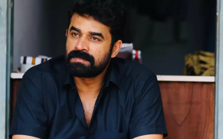 യുവനടിയെ ബലാത്സംഗം ചെയ്ത കേസിൽ വിജയ് ബാബുവിന് മുൻകൂർ ജാമ്യം