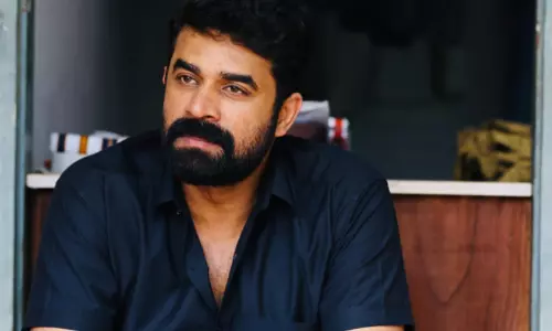 യുവനടിയെ ബലാത്സംഗം ചെയ്ത കേസിൽ വിജയ് ബാബുവിന് മുൻകൂർ ജാമ്യം