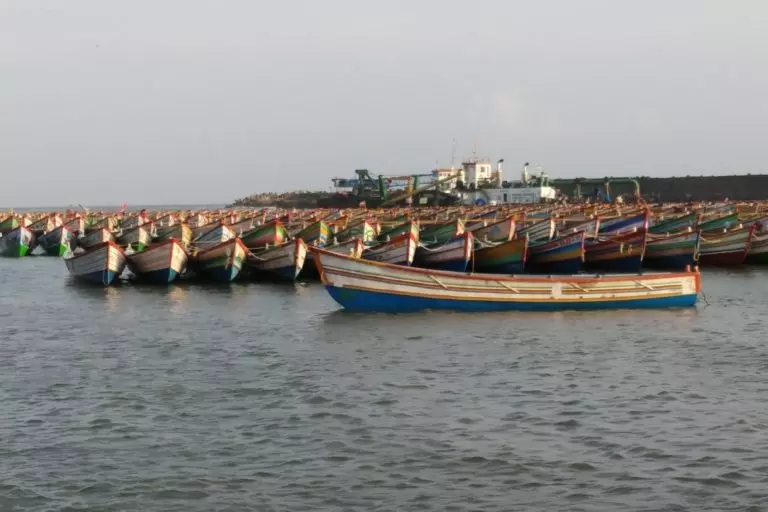 സംസ്ഥാനത്ത് ട്രോളിങ് നിരോധനം ജൂണ് 9 മുതല് ആരംഭിക്കും സംസ്ഥാനത്ത് ട്രോളിങ് നിരോധനം ജൂണ് 9 മുതല് ആരംഭിക്കും