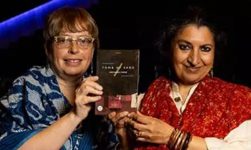 ഇന്ത്യൻ എഴുത്തുകാരി ഗീതാഞ്ജലി ശ്രീക്ക് ബുക്കർ പ്രൈസ് പുരസ്കാരം ഇന്ത്യൻ എഴുത്തുകാരി ഗീതാഞ്ജലി ശ്രീക്ക് ബുക്കർ പ്രൈസ് പുരസ്കാരം