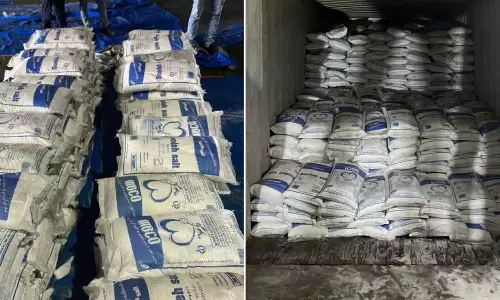 ഗുജറാത്തിലെ മുന്ദ്ര തുറമുഖത്ത് വൻ മയക്കുമരുന്ന് വേട്ട; 500 കോടിയുടെ കൊക്കൈൻ പിടികൂടി