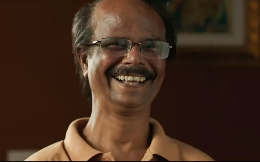 ജനഹൃദയങ്ങളിലെ മികച്ച നടൻ ഇന്ദ്രൻസ് ചേട്ടൻ തന്നെ; ഹോമിനെ ചലച്ചിത്ര പുരസ്കാരത്തില് നിന്നും ഒഴിവാക്കിയതിനെതിരെ പ്രതിഷേധം ജനഹൃദയങ്ങളിലെ മികച്ച നടൻ ഇന്ദ്രൻസ് ചേട്ടൻ തന്നെ; ഹോമിനെ ചലച്ചിത്ര പുരസ്കാരത്തില് നിന്നും ഒഴിവാക്കിയതിനെതിരെ പ്രതിഷേധം