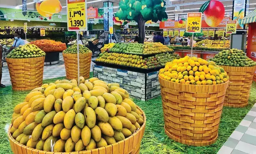 തേനൂറും മധുരങ്ങളുമായി ഒമാനിലെ ലുലു ഹൈപ്പര്‍മാര്‍ക്കറ്റില്‍ കിങ്ടം ഓഫ് മാംഗോസ് ഫെസ്റ്റിവല്‍
