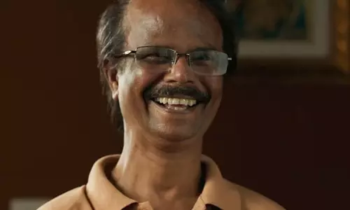 ജനഹൃദയങ്ങളിലെ മികച്ച നടൻ ഇന്ദ്രൻസ് ചേട്ടൻ തന്നെ; ഹോമിനെ ചലച്ചിത്ര പുരസ്കാരത്തില് നിന്നും ഒഴിവാക്കിയതിനെതിരെ പ്രതിഷേധം ജനഹൃദയങ്ങളിലെ മികച്ച നടൻ ഇന്ദ്രൻസ് ചേട്ടൻ തന്നെ; ഹോമിനെ ചലച്ചിത്ര പുരസ്കാരത്തില് നിന്നും ഒഴിവാക്കിയതിനെതിരെ പ്രതിഷേധം