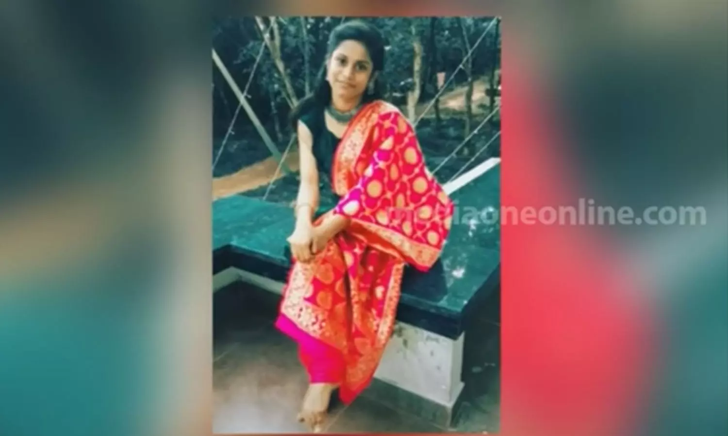 സെൽഫിയെടുക്കുന്നതിനിടെ ഒഴുക്കിൽപെട്ട അപർണ്ണയുടെ മൃതദേഹം കണ്ടെത്തി