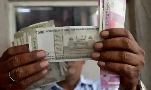 കള്ളനോട്ടുകളുടെ എണ്ണത്തില്‍ വന്‍ വർധനവെന്ന് റിസർവ് ബാങ്ക് റിപ്പോർട്ട്; നോട്ട് നിരോധനം കൊണ്ടെന്ത് നേടിയെന്ന് പ്രതിപക്ഷം