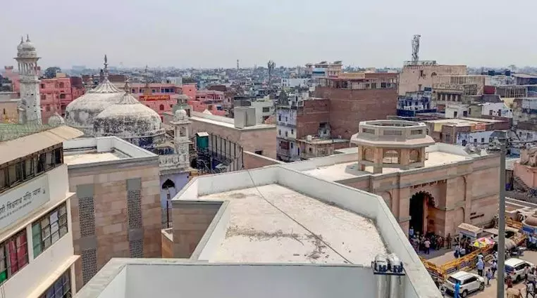 പള്ളിയിൽ ശിവലിംഗം കണ്ടെത്തിയിട്ടില്ല; ഗ്യാൻവാപിയിൽ കേസിൽ ജൂലൈ നാലിന് വാദം തുടരും പള്ളിയിൽ ശിവലിംഗം കണ്ടെത്തിയിട്ടില്ല; ഗ്യാൻവാപിയിൽ കേസിൽ ജൂലൈ നാലിന് വാദം തുടരും