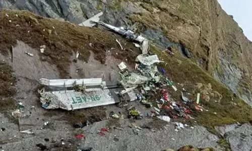 നേപ്പാള് വിമാനാപകടം: 14 പേരുടെ മൃതദേഹം കണ്ടെത്തി നേപ്പാള് വിമാനാപകടം: 14 പേരുടെ മൃതദേഹം കണ്ടെത്തി