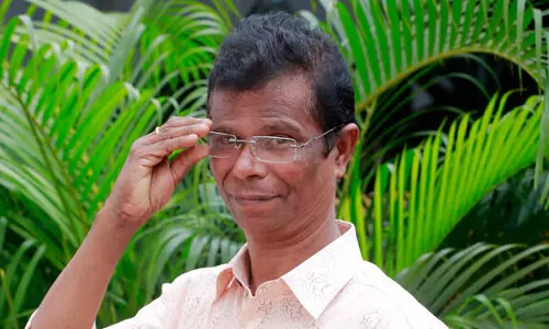 ഈ അവഗണന ശീലമാണ്, ഇനിയും അവഗണിക്കപ്പെടും: ഇന്ദ്രന്സിന്റെ പഴയ അഭിമുഖം വൈറലാകുന്നു ഈ അവഗണന ശീലമാണ്, ഇനിയും അവഗണിക്കപ്പെടും: ഇന്ദ്രന്സിന്റെ പഴയ അഭിമുഖം വൈറലാകുന്നു