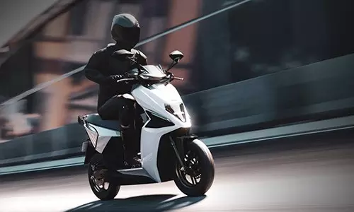 ഒലയുടെ എതിരാളി ഒരുങ്ങി; സിംപിൾ വൺ ടെസ്റ്റ് ഡ്രൈവ് ജൂലൈ 20 മുതൽ