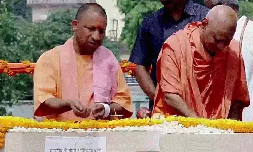 അയോധ്യയിലെ രാമക്ഷേത്രത്തിന്റെ ശ്രീകോവിലിന് ഇന്ന് തറക്കല്ലിടും