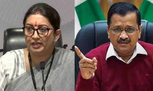 കള്ളപ്പണം വെളുപ്പിച്ചത് കെജ്‌രിവാളിന്‍റെ അനുമതിയോടെ: സ്മൃതി ഇറാനി