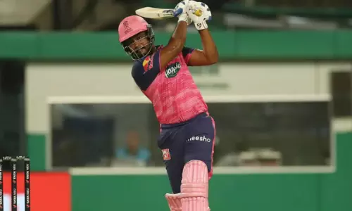 സ്ട്രൈക്റേറ്റ് ഉയര്‍ത്താനാണ് സഞ്ജു ശ്രമിച്ചത്, നിസ്വാര്‍ഥനായ ക്രിക്കറ്ററാണദ്ദേഹം; പ്രശംസയുമായി മുന്‍ വിക്കറ്റ് കീപ്പര്‍