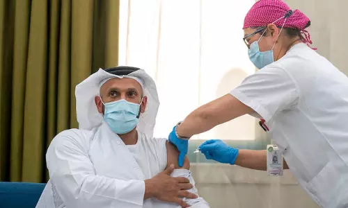 കോവിഡ് വാക്സിനേഷൻ യഞ്ജം 100 ശതമാനം ലക്ഷ്യം പൂർത്തിയാക്കിയതായി യു എ ഇ