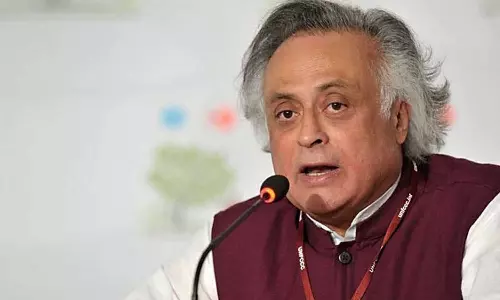 മുണ്ടുടുത്ത മോദിക്ക് ഏറ്റ കനത്ത തിരിച്ചടി: ജയ്‌റാം രമേശ്