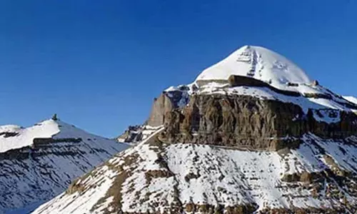 കൈലാസത്തിലെ ശിവനെ വിവാഹം ചെയ്യണം; പാർവതി ദേവിയാണെന്ന് അവകാശപ്പെട്ട് യുവതി ഇന്ത്യാ-ചൈന അതിർത്തിയിൽ കൈലാസത്തിലെ ശിവനെ വിവാഹം ചെയ്യണം; പാർവതി ദേവിയാണെന്ന് അവകാശപ്പെട്ട് യുവതി ഇന്ത്യാ-ചൈന അതിർത്തിയിൽ