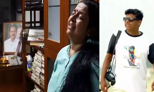 വിങ്ങിപ്പൊട്ടുന്ന ഉമച്ചേച്ചിയെ കണ്ടുനിൽക്കാനാവാതെ എത്രയോ തവണ മുഖം തിരിച്ചു; വിവാദങ്ങളോട് വൈറൽ ചിത്രം പകർത്തിയ അരുൺ