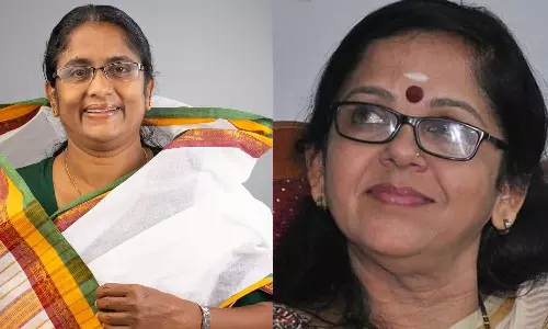 തോൽക്കുമെന്നറിയാമായിരുന്നിട്ടും ആ ഉശിരുള്ള ചെറുപ്പക്കാരനെ വിഡ്ഢിവേഷം കെട്ടിച്ചപ്പോൾ ടീച്ചർ മിണ്ടാതിരുന്നതെന്തേ ?- ശാരദക്കുട്ടിക്കെതിരെ ഷാനിമോൾ ഉസ്മാൻ തോൽക്കുമെന്നറിയാമായിരുന്നിട്ടും ആ ഉശിരുള്ള ചെറുപ്പക്കാരനെ വിഡ്ഢിവേഷം കെട്ടിച്ചപ്പോൾ ടീച്ചർ മിണ്ടാതിരുന്നതെന്തേ ?- ശാരദക്കുട്ടിക്കെതിരെ ഷാനിമോൾ ഉസ്മാൻ