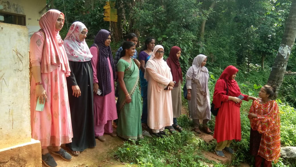 പേരാമ്പ്ര സാംബവകോളനിയിലെ മൂന്ന് പെൺകുട്ടികളുടെ  പഠനം വിമൻ ജസ്റ്റിസ് മൂവ്മെന്‍റ് ഏറ്റെടുത്തു