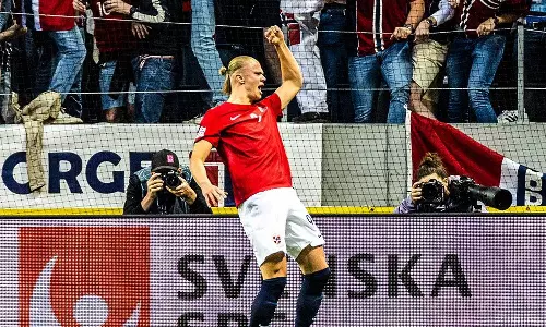 രാജ്യത്തിനായി ഗോളടി തുടർന്ന് ഹാളണ്ട്; സ്വീഡനെ തകർത്ത് നോർവെ