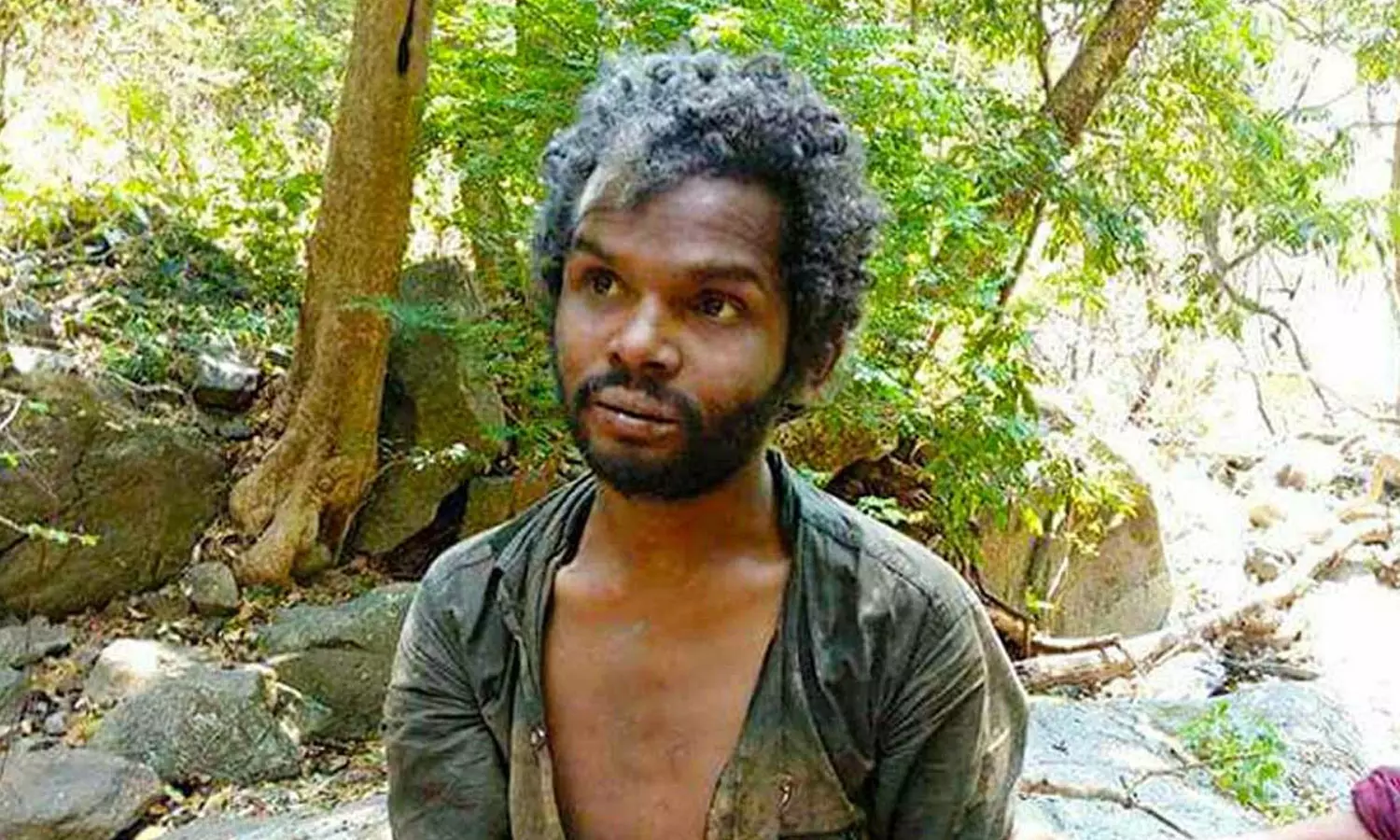 അട്ടപ്പാടി മധു കേസ്: സാക്ഷികളെ സ്വാധീനിക്കാൻ ശ്രമം നടക്കുന്നതായി കുടുംബം അട്ടപ്പാടി മധു കേസ്: സാക്ഷികളെ സ്വാധീനിക്കാൻ ശ്രമം നടക്കുന്നതായി കുടുംബം