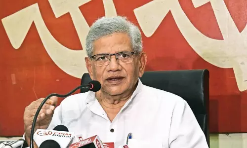 ബി.ജെ.പി നേതാക്കളുടെ പ്രസ്താവന കലാപമുണ്ടാക്കുന്നത് : സീതാറാം യെച്ചൂരി