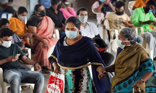 സംസ്ഥാനത്ത് കോവിഡ് കേസുകൾ കുതിച്ചുയരുന്നു: 2,271 പേർക്ക് ഇന്ന് രോഗം സ്ഥിരീകരിച്ചു സംസ്ഥാനത്ത് കോവിഡ് കേസുകൾ കുതിച്ചുയരുന്നു: 2,271 പേർക്ക് ഇന്ന് രോഗം സ്ഥിരീകരിച്ചു