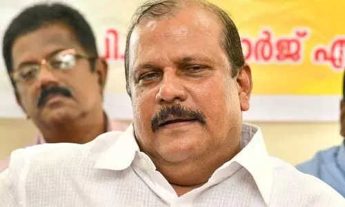 സ്വർണക്കടത്ത് കേസിൽ മുഖ്യമന്ത്രിക്ക് നേരിട്ട് പങ്കുണ്ട്, സ്വപ്നയെ നേരിൽ കണ്ടിട്ടുണ്ട്: പി.സി ജോർജ് സ്വർണക്കടത്ത് കേസിൽ മുഖ്യമന്ത്രിക്ക് നേരിട്ട് പങ്കുണ്ട്, സ്വപ്നയെ നേരിൽ കണ്ടിട്ടുണ്ട്: പി.സി ജോർജ്