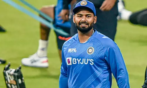 രാഹുല്‍ പരിക്കേറ്റ് പുറത്ത്; ക്യാപ്റ്റന്‍റെ തൊപ്പി പന്തിന്