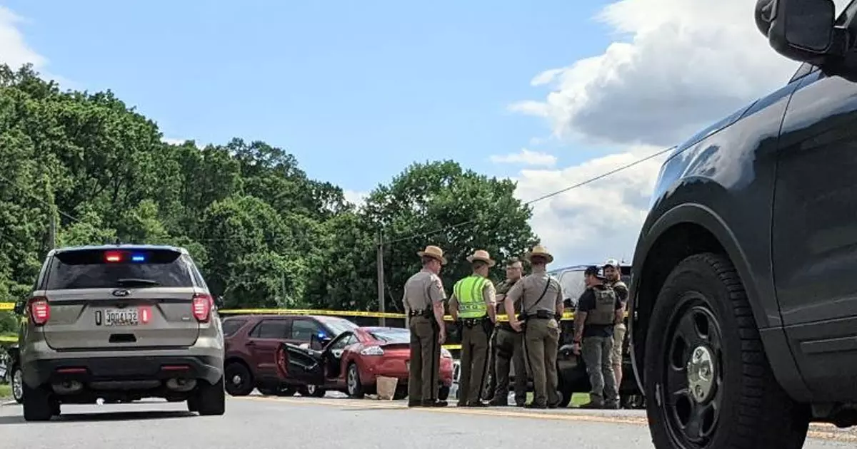 നടന്നത് ഈ വർഷത്തെ 254ാം വെടിവെയ്പ്പ്; അമേരിക്കയിൽ മൂന്ന് പേർ കൊല്ലപ്പെട്ടു നടന്നത് ഈ വർഷത്തെ 254ാം വെടിവെയ്പ്പ്; അമേരിക്കയിൽ മൂന്ന് പേർ കൊല്ലപ്പെട്ടു