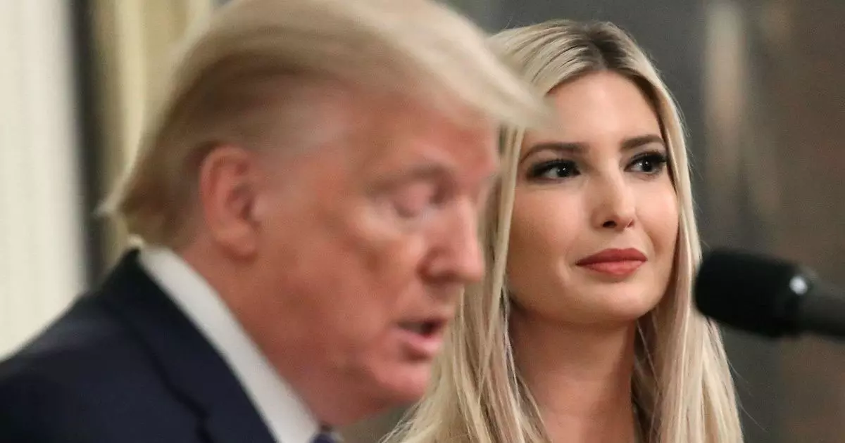 ഇവാൻക തെരഞ്ഞെടുപ്പ് ഫലം ശ്രദ്ധിക്കാറേയില്ല; തന്റെ വാദം അംഗീകരിക്കാതിരുന്ന മകളെ തള്ളി ഡോണൾഡ് ട്രംപ് ഇവാൻക തെരഞ്ഞെടുപ്പ് ഫലം ശ്രദ്ധിക്കാറേയില്ല; തന്റെ വാദം അംഗീകരിക്കാതിരുന്ന മകളെ തള്ളി ഡോണൾഡ് ട്രംപ്