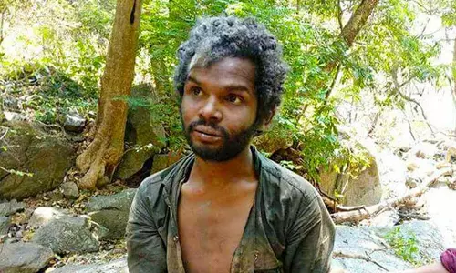 അട്ടപ്പാടി മധു വധക്കേസിന്റെ വിചാരണ വീണ്ടും പ്രതിസന്ധിയിൽ അട്ടപ്പാടി മധു വധക്കേസിന്റെ വിചാരണ വീണ്ടും പ്രതിസന്ധിയിൽ