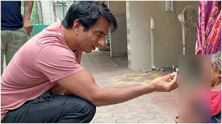 നാലു കൈകാലുകളുമായി ജനിച്ച പെണ്‍കുട്ടിക്ക് ചികിത്സാ സഹായവുമായി സോനു സൂദ്; ശസ്ത്രക്രിയ വിജയകരം