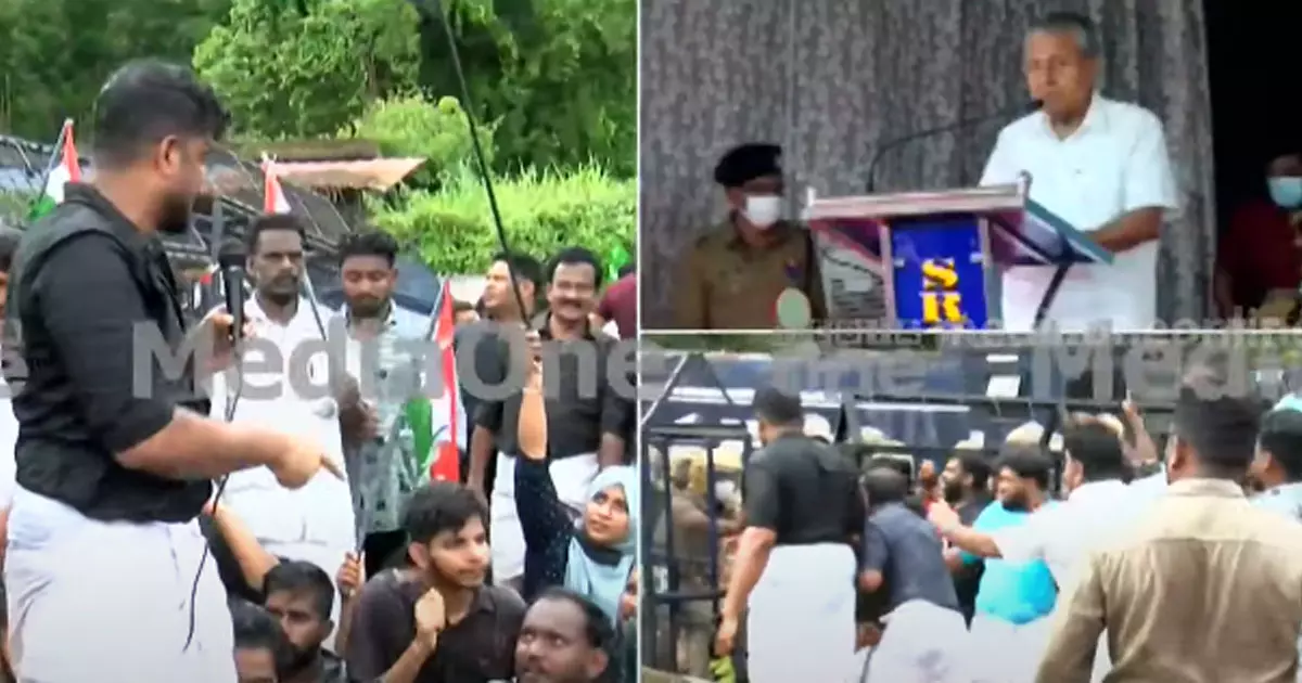 മുഖ്യമന്ത്രിയുടെ പരിപാടിയില്‍ ഇന്നും കറുത്ത മാസ്കിന് വിലക്ക്; പകരം മഞ്ഞ മാസ്ക് നല്‍കി