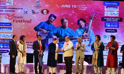 ബഹ്റൈനില്‍ സംഗീത വിസ്മയം തീര്‍ത്ത് സരോദ് ത്രയം