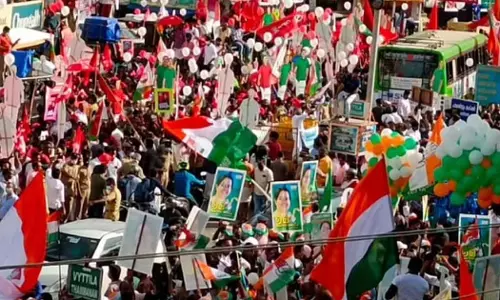 കാവിലെ പാട്ടുമത്സരം മട്ടന്നൂരിൽ!