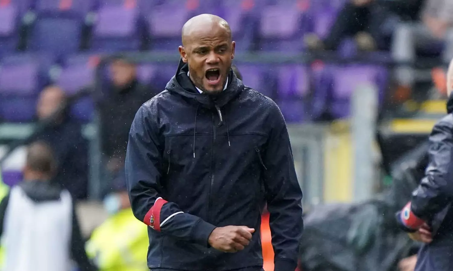 വിൻസന്റ് കൊംപനി വീണ്ടും ഇംഗ്ലണ്ടിൽ; ഇത്തവണ മാനേജർ വിൻസന്റ് കൊംപനി വീണ്ടും ഇംഗ്ലണ്ടിൽ; ഇത്തവണ മാനേജർ