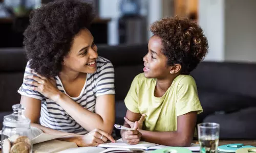 നല്ല സ്പർശനവും ചീത്ത സ്പർശനവും എങ്ങനെ കുട്ടികളെ പഠിപ്പിക്കാം?